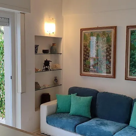 Maison Serafina Apartment *