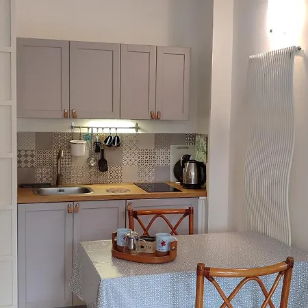 Maison Serafina